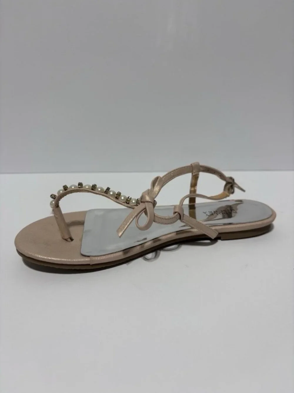 Badgley Mischka Big Kids’ Cara Emily Blush Sandals, Girls’ Size 5 M